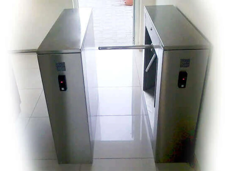 Tripod Turnstile | V300